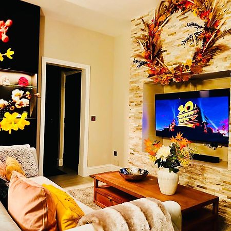 Longbank Luxury Lets Villa Ayr Buitenkant foto